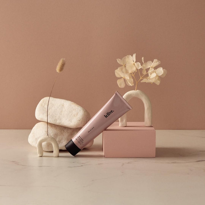 https://www.arcstore.co.za/Files/Images/Ecom/Brands/JKL/Lelive/112001_50ML_E.jpg