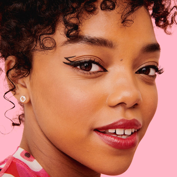 https://www.arcstore.co.za/Files/Images/Ecom/Brands/ABC/Benefit/113535_XTRABLACK_C.jpg