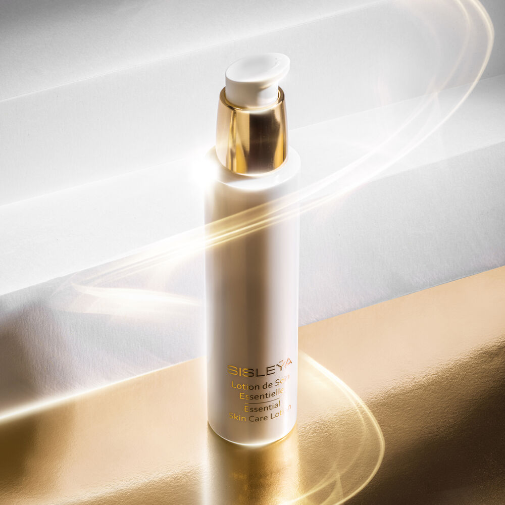 https://www.arcstore.co.za/Files/Images/Ecom/Brands/STU/Sisley/114102_150ML_E.jpg