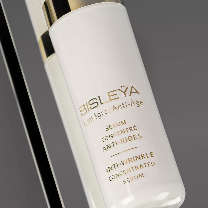 https://www.arcstore.co.za/Files/Images/Ecom/Brands/STU/Sisley/114106_30ML_B.jpg