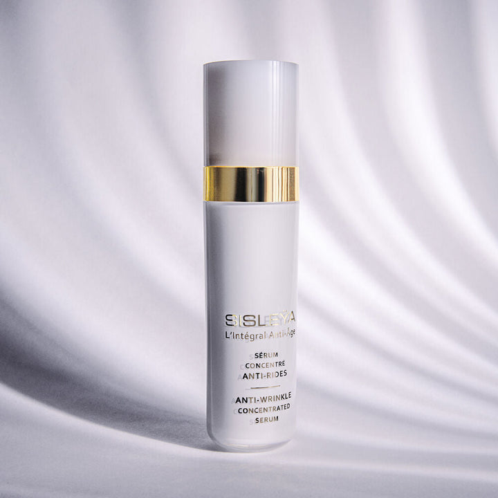 https://www.arcstore.co.za/Files/Images/Ecom/Brands/STU/Sisley/114106_30ML_D.jpg