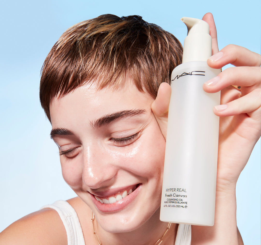 https://www.arcstore.co.za/Files/Images/Ecom/Brands/MNO/MAC/114890_200ML_C.jpg