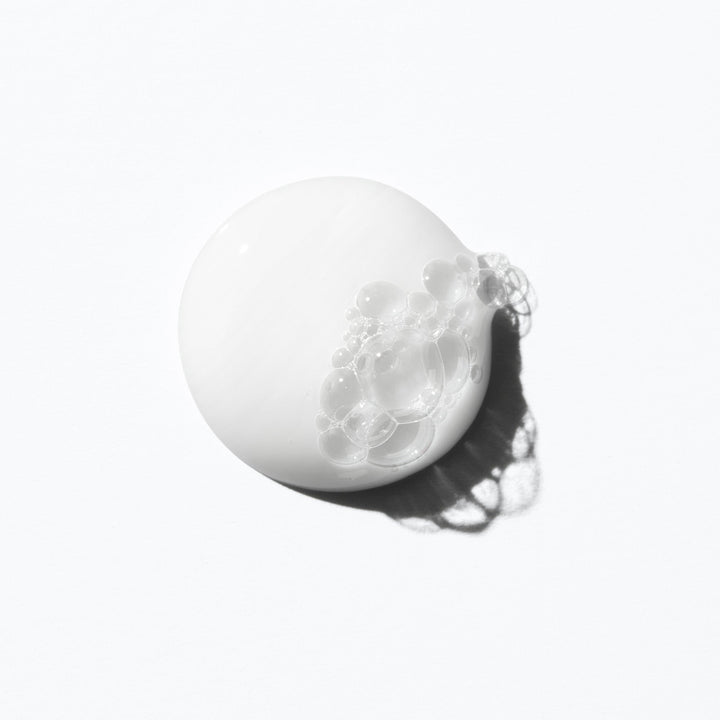 https://www.arcstore.co.za/Files/Images/Ecom/Brands/JKL/Kerastase/115560_250ML_E.jpg