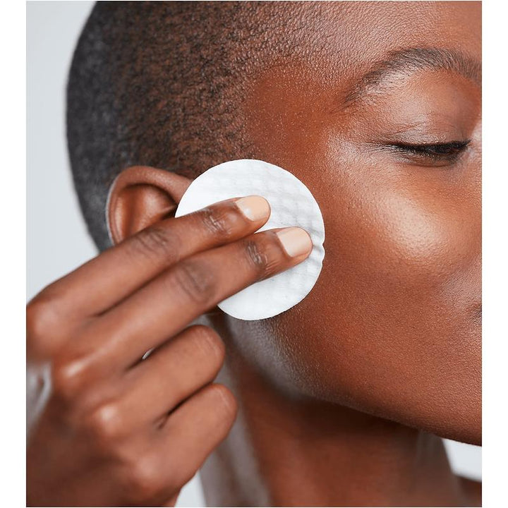https://www.arcstore.co.za/Admin/Public/GetImage.ashx?Width=800&Height=800&Crop=5&DoNotUpscale=True&FillCanvas=False&Image=/Files/Images/Ecom/Brands/DEF/Elemis/104741_A01_D.jpg&AlternativeImage=/Images/missing_image.jpg