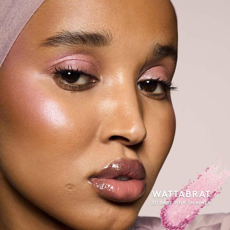 https://www.arcstore.co.za/Admin/Public/GetImage.ashx?Width=800&Height=800&Crop=5&DoNotUpscale=True&FillCanvas=False&Image=/Files/Images/Ecom/Brands/DEF/FENTY/113554_WATTABRAT_D.jpg