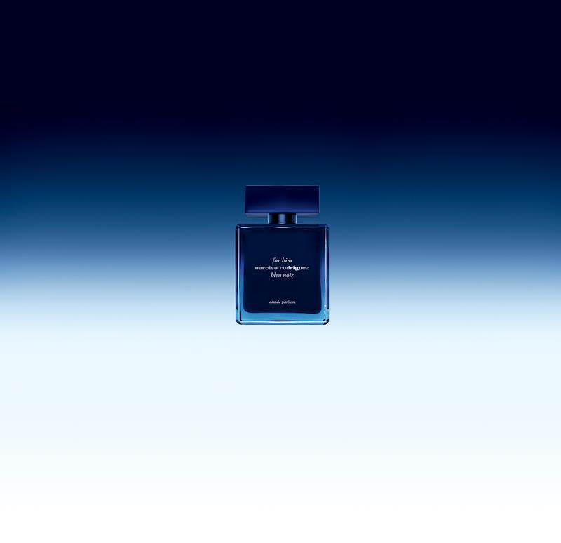 https://www.arcstore.co.za/Admin/Public/GetImage.ashx?Width=800&Height=800&Crop=5&DoNotUpscale=True&FillCanvas=False&Image=/Files/Images/Ecom/Brands/MNO/Narciso Rodriguez/106937_100MLV05_C.jpg&AlternativeImage=/Images/missing_image.jpg