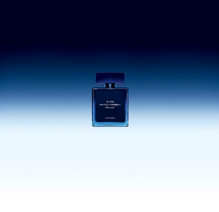 https://www.arcstore.co.za/Admin/Public/GetImage.ashx?Width=800&Height=800&Crop=5&DoNotUpscale=True&FillCanvas=False&Image=/Files/Images/Ecom/Brands/MNO/Narciso Rodriguez/106937_100MLV05_C.jpg&AlternativeImage=/Images/missing_image.jpg