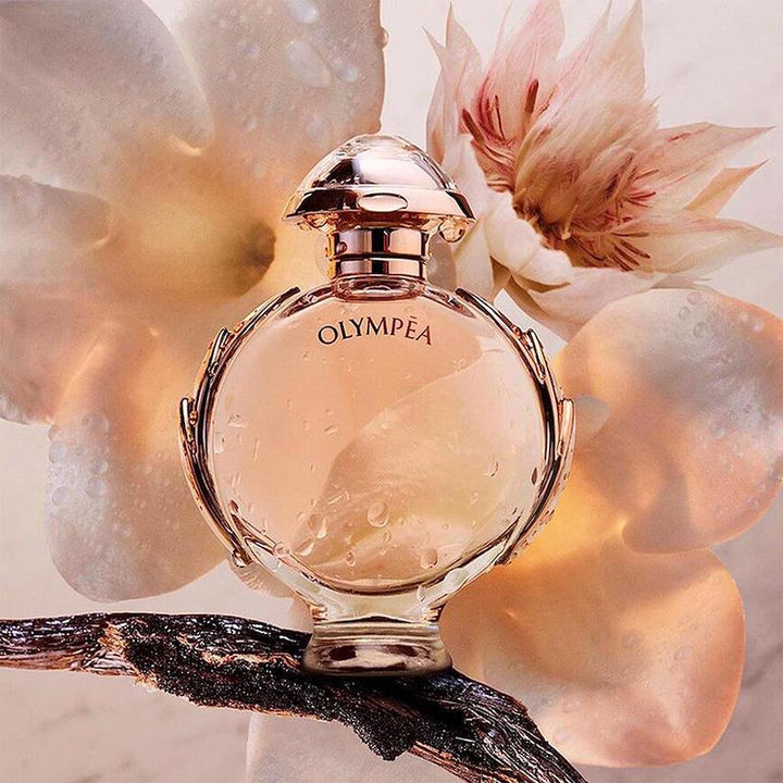 https://www.arcstore.co.za/Admin/Public/GetImage.ashx?Width=800&Height=800&Crop=5&DoNotUpscale=True&FillCanvas=False&Image=/Files/Images/Ecom/Brands/PQR/Paco Rabanne/107090_50MLV05_C.jpg