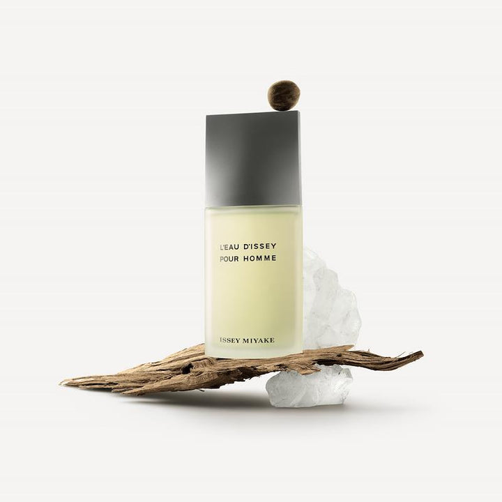 https://www.arcstore.co.za/Admin/Public/GetImage.ashx?Width=800&Height=800&crop=5&DoNotUpscale=True&FillCanvas=False&Image=/Files/Images/Ecom/Brands/GHI/Issey%20Miyake/105969_75MLV03_C.jpg