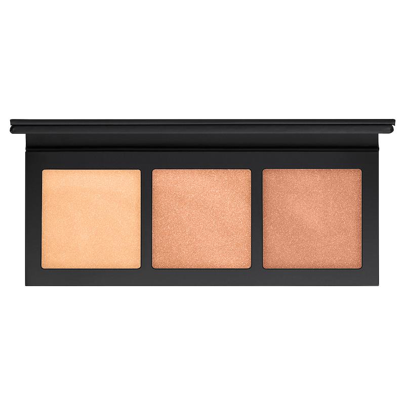 https://www.arcstore.co.za/Admin/Public/GetImage.ashx?Width=800&Height=800&Crop=5&DoNotUpscale=True&FillCanvas=False&Image=/Files/Images/Ecom/Brands/MNO/MAC/108930_GETITGLOW_A.jpg&AlternativeImage=/Images/missing_image.jpg