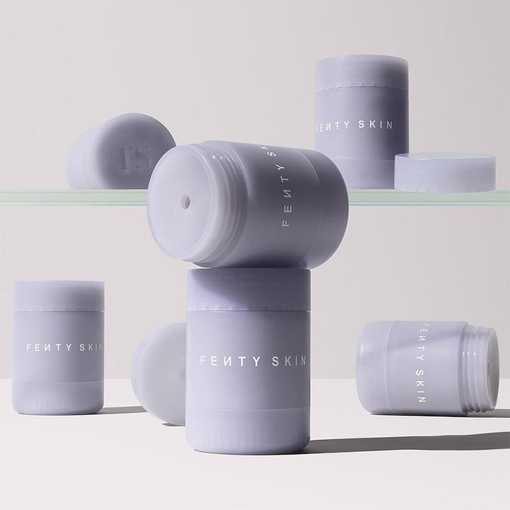 https://www.arcstore.co.za/Admin/Public/GetImage.ashx?Width=800&Height=800&Crop=5&DoNotUpscale=True&FillCanvas=False&Image=/Files/Images/Ecom/Brands/DEF/FENTY/115147_15ML_E.jpg&AlternativeImage=/Images/missing_image.jpg