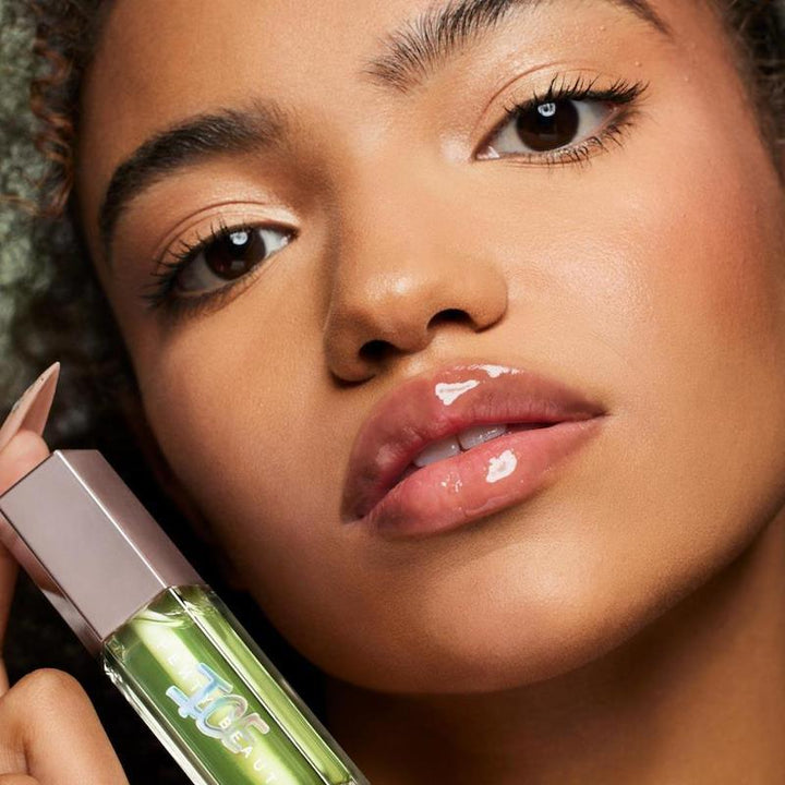 https://www.arcstore.co.za/Admin/Public/GetImage.ashx?Width=800&Height=800&Crop=5&DoNotUpscale=True&FillCanvas=False&Image=/Files/Images/Ecom/Brands/DEF/FENTY/118875_CUCUMBERRR_E.jpg&AlternativeImage=/Images/missing_image.jpg