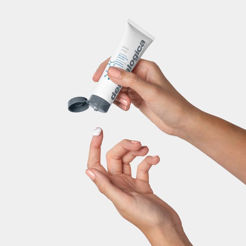 https://www.arcstore.co.za/Admin/Public/GetImage.ashx?Width=800&Height=800&Crop=5&DoNotUpscale=True&FillCanvas=False&Image=/Files/Images/Ecom/Brands/DEF/Dermalogica/103001_50MLV01_C.jpg