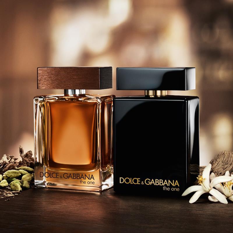 https://www.arcstore.co.za/Admin/Public/GetImage.ashx?Width=800&Height=800&Crop=5&DoNotUpscale=True&FillCanvas=False&Image=/Files/Images/Ecom/Brands/DEF/Dolce%20and%20Gabbana/104357_50MLV05_C.jpg