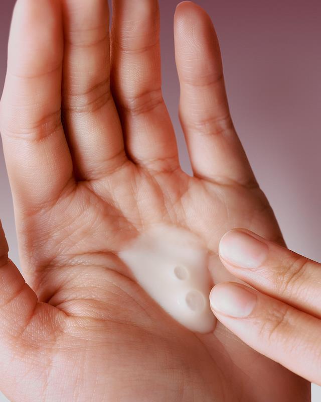 https://www.arcstore.co.za/Admin/Public/GetImage.ashx?Width=800&Height=800&Crop=5&DoNotUpscale=True&FillCanvas=False&Image=/Files/Images/Ecom/Brands/DEF/Dermalogica/118277_30ML_D.jpg&AlternativeImage=/Images/missing_image.jpg