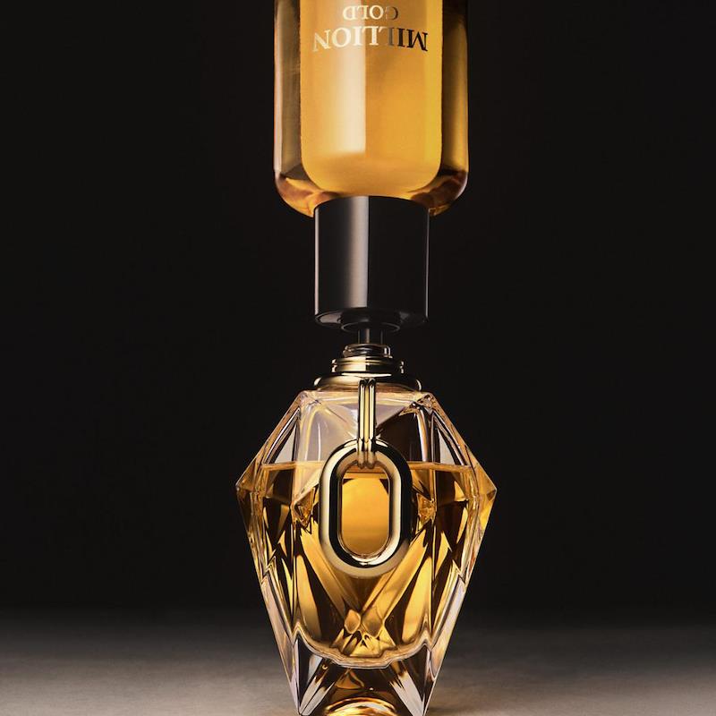 https://www.arcstore.co.za/Admin/Public/GetImage.ashx?Width=800&Height=800&Crop=5&DoNotUpscale=True&FillCanvas=False&Image=/Files/Images/Ecom/Brands/PQR/Paco Rabanne/118452_200ML_C.jpg&AlternativeImage=/Images/missing_image.jpg