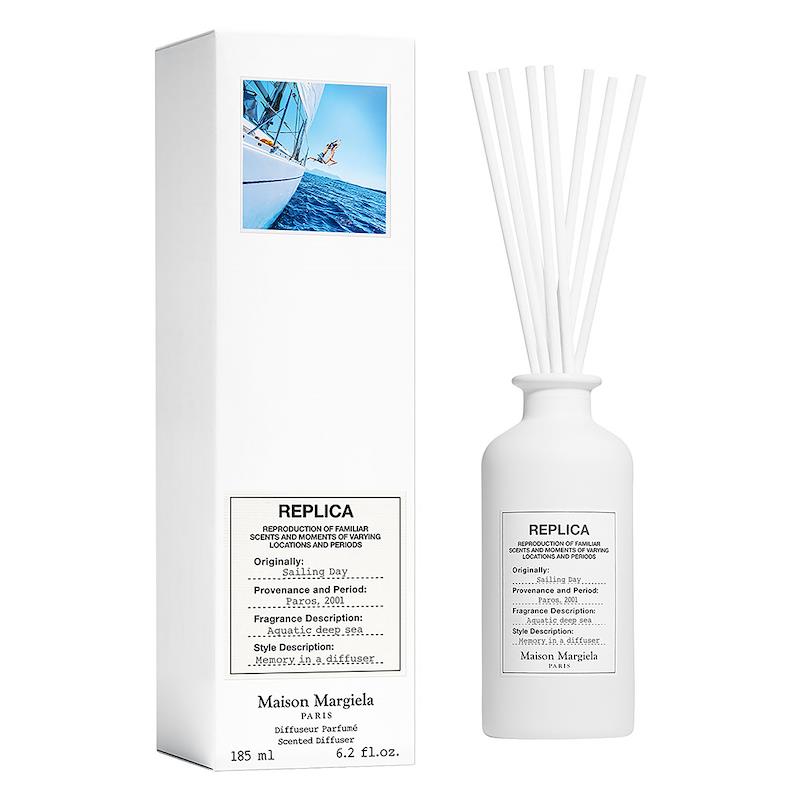 https://www.arcstore.co.za/Admin/Public/GetImage.ashx?Width=800&Height=800&Crop=5&DoNotUpscale=True&FillCanvas=False&Image=/Files/Images/Ecom/Brands/MNO/Maison Margiella/118436_185ML_B.jpg