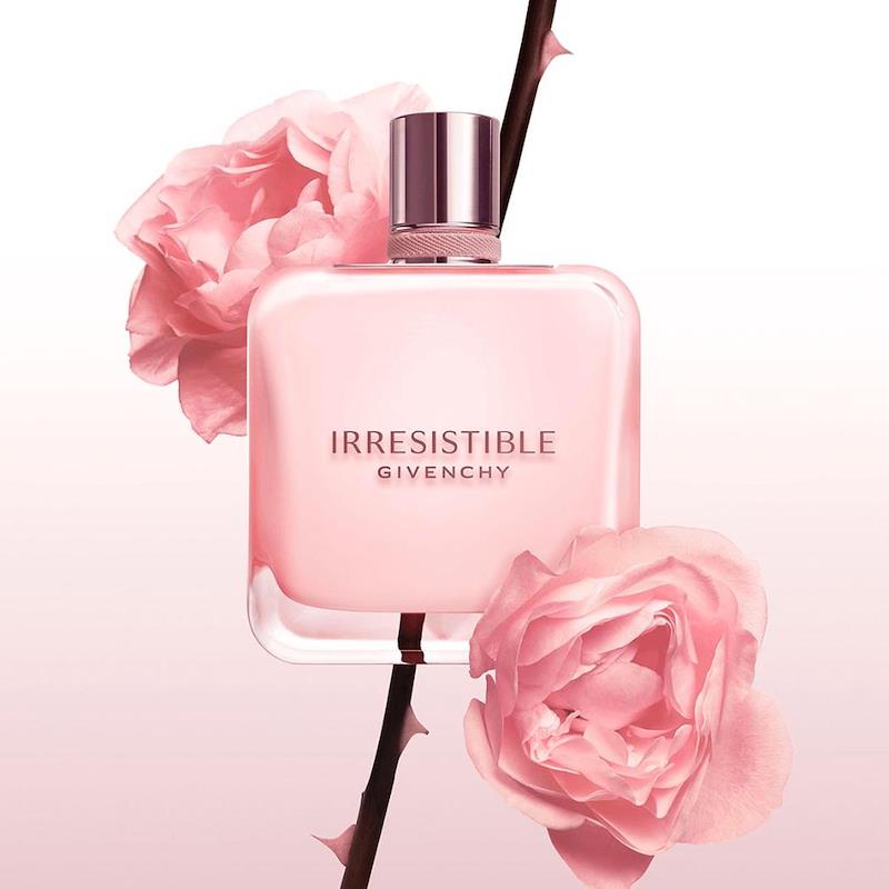 https://www.arcstore.co.za/Admin/Public/GetImage.ashx?Width=800&Height=800&Crop=5&DoNotUpscale=True&FillCanvas=False&Image=/Files/Images/Ecom/Brands/GHI/Givenchy/114933_50ML_C.jpg&AlternativeImage=/Images/missing_image.jpg