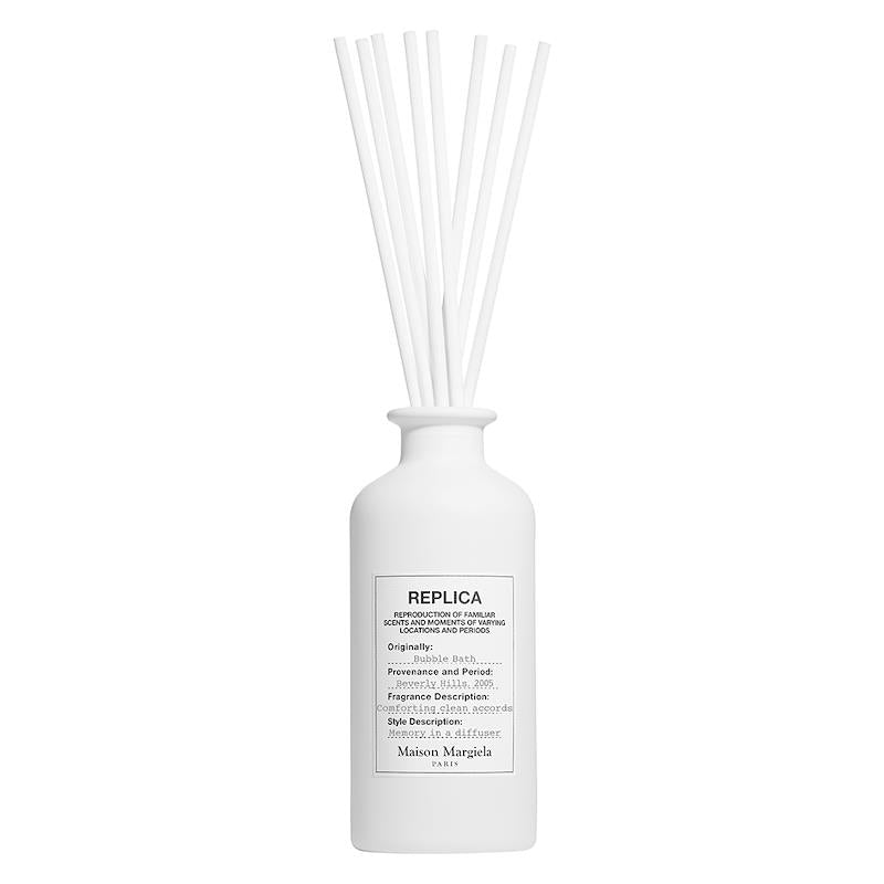 https://www.arcstore.co.za/Admin/Public/GetImage.ashx?Width=800&Height=800&Crop=5&DoNotUpscale=True&FillCanvas=False&Image=/Files/Images/Ecom/Brands/MNO/Maison%20Margiella/116876_185ML_A.jpg&AlternativeImage=/Images/missing_image.jpg