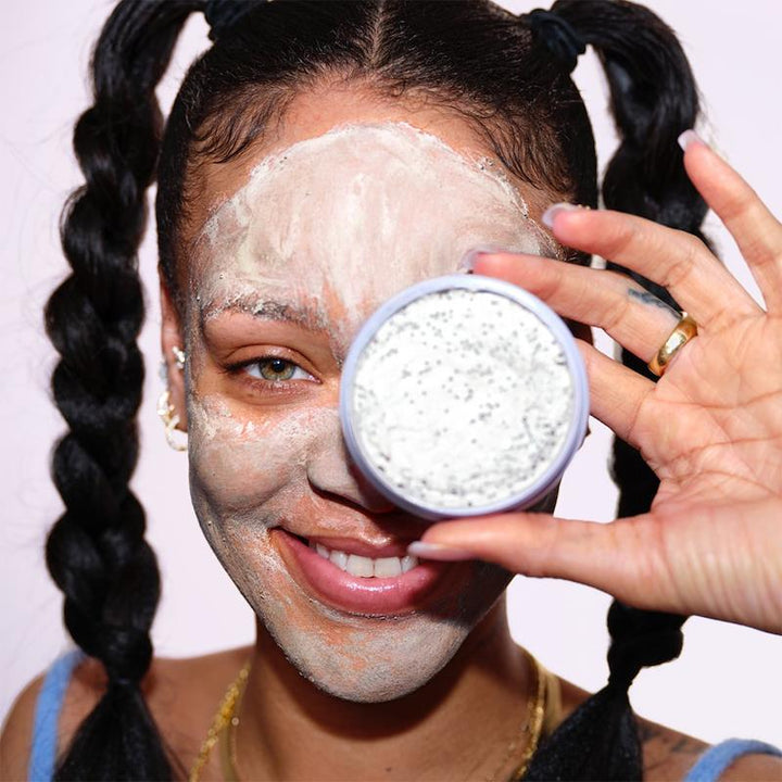 https://www.arcstore.co.za/Admin/Public/GetImage.ashx?Width=800&Height=800&Crop=5&DoNotUpscale=True&FillCanvas=False&Image=/Files/Images/Ecom/Brands/DEF/FENTY/113679_75ML_D.jpg