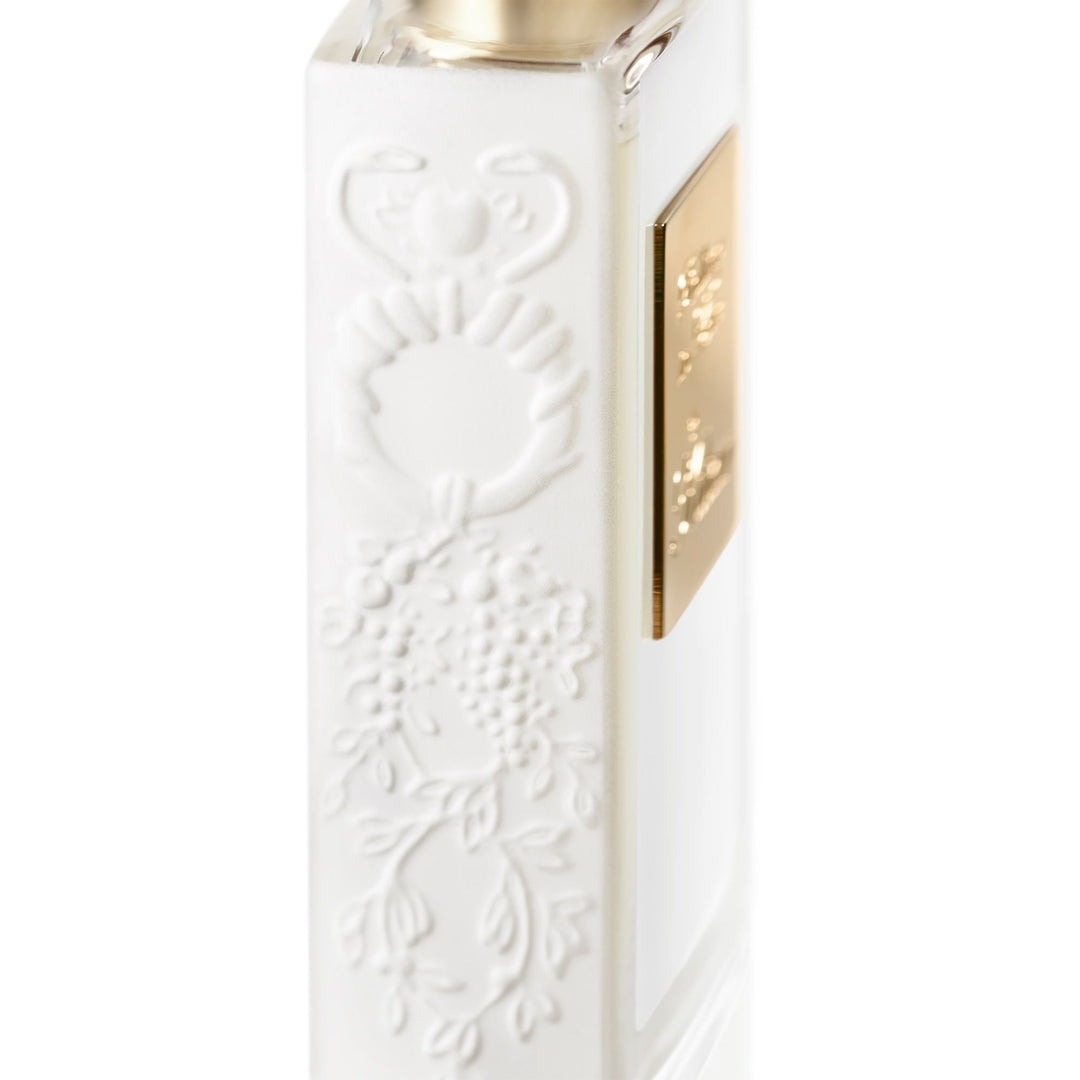 https://www.arcstore.co.za/Files/Images/Ecom/Brands/ABC/by Kilian/112416_50ML_D.jpg